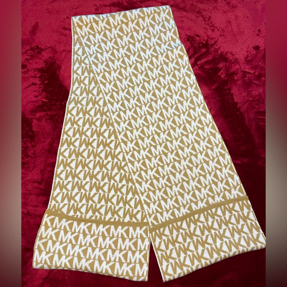 MICHAEL Michael Kors MK Logo Scarf Camel/ Cream